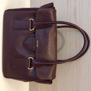 Prada Saffiano Pattina bag-like new
